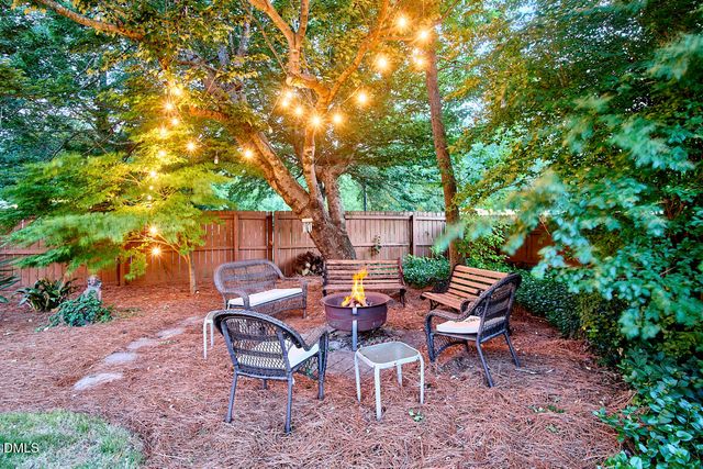 105 Weatherly Place, Cary, NC 27518