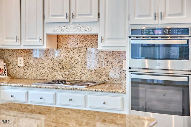 105 Weatherly Place, Cary, NC 27518