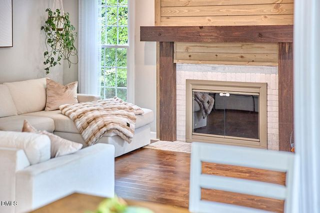 105 Weatherly Place, Cary, NC 27518