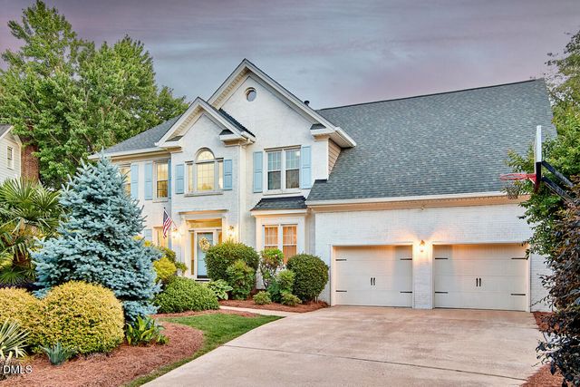 105 Weatherly Place, Cary, NC 27518