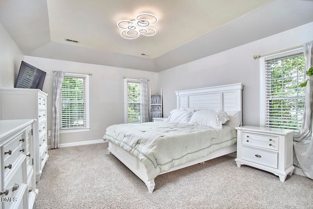 105 Weatherly Place, Cary, NC 27518
