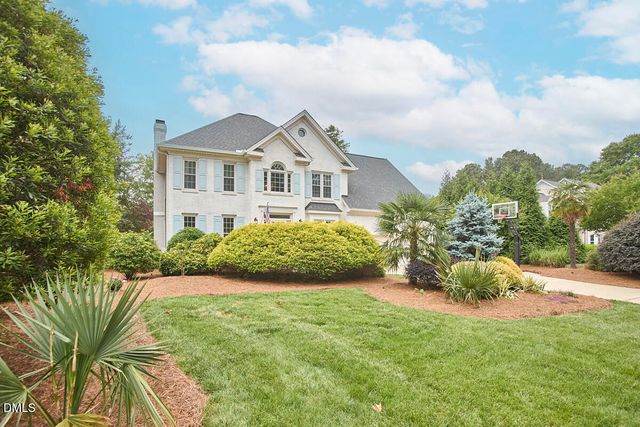 105 Weatherly Place, Cary, NC 27518