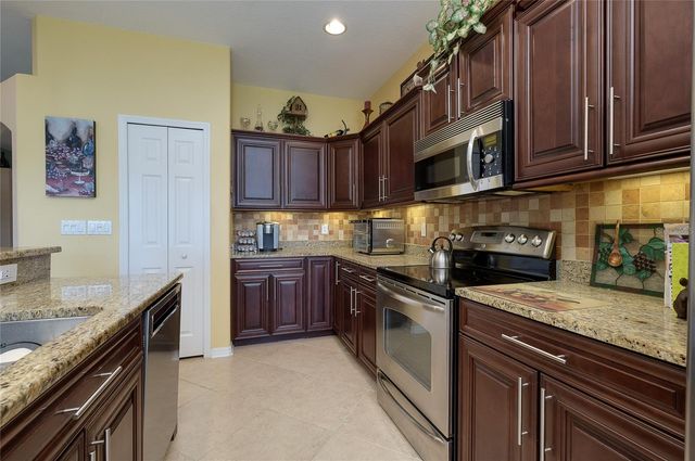 7830 113TH AVE E. AVENUE E, Parrish, FL 34219