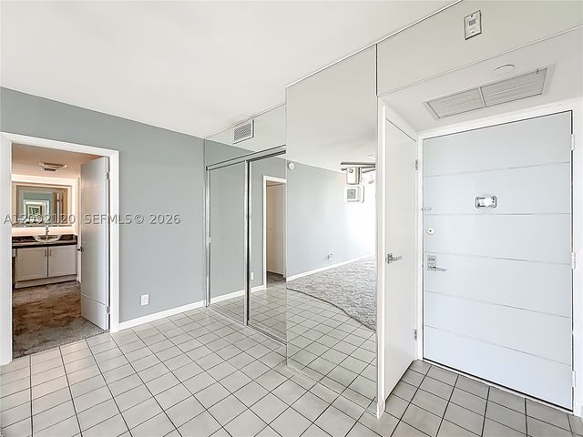 20301 W Country Club Dr. 2428, Aventura, FL 33180
