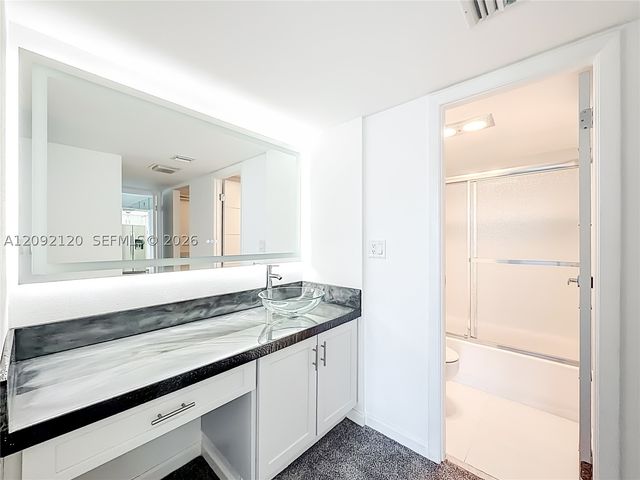 20301 W Country Club Dr. 2428, Aventura, FL 33180
