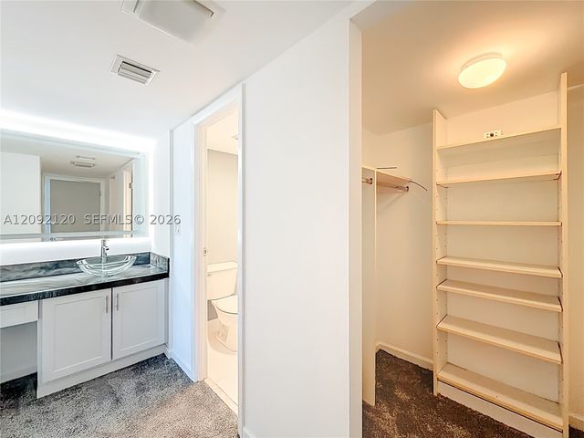 20301 W Country Club Dr. 2428, Aventura, FL 33180