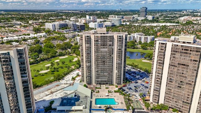 20301 W Country Club Dr. 2428, Aventura, FL 33180