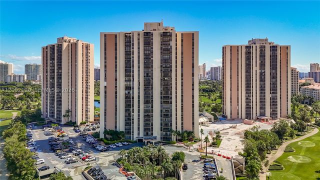 20301 W Country Club Dr. 2428, Aventura, FL 33180