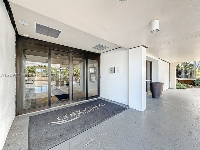 20301 W Country Club Dr. 2428, Aventura, FL 33180