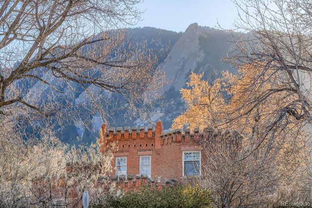 1010 9th Street, Boulder, CO 80302