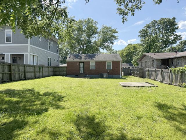 1718 24th Ave, N, Nashville, TN 37208