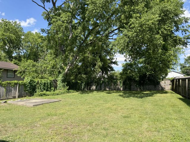 1718 24th Ave, N, Nashville, TN 37208