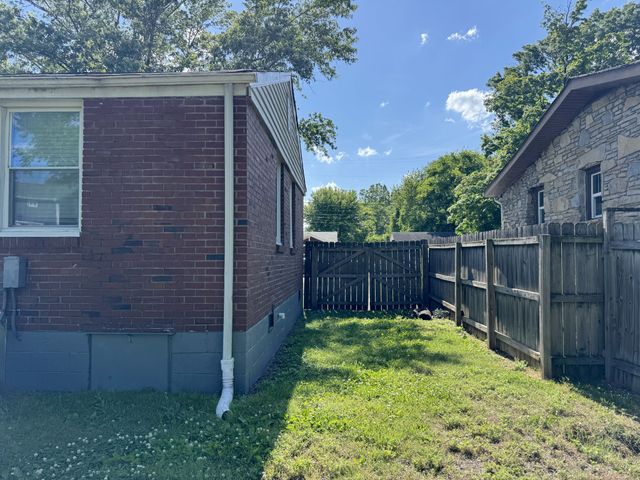 1718 24th Ave, N, Nashville, TN 37208