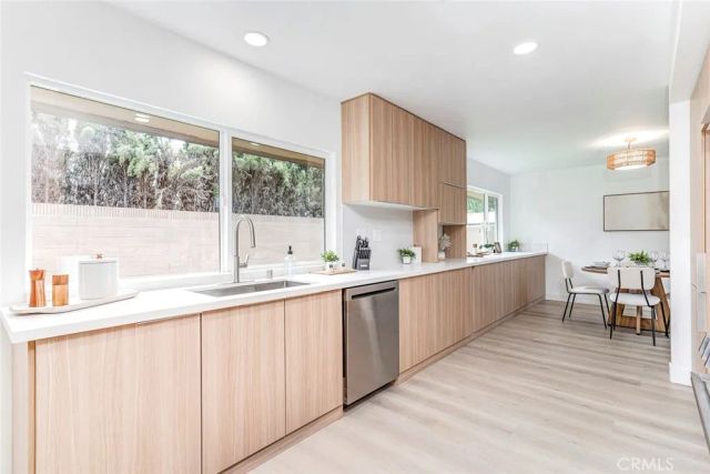 9220 Whitney, Cypress, CA 90630