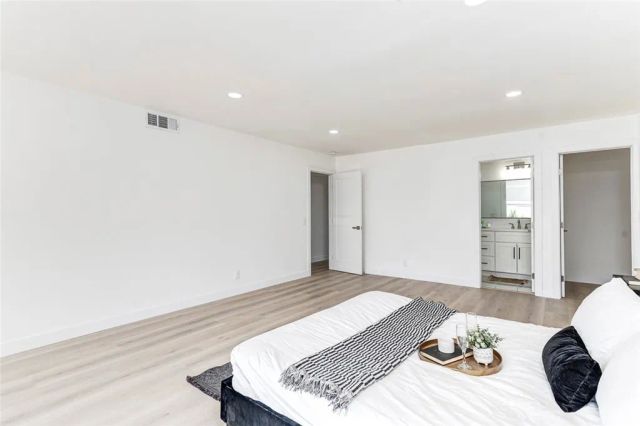 9220 Whitney, Cypress, CA 90630
