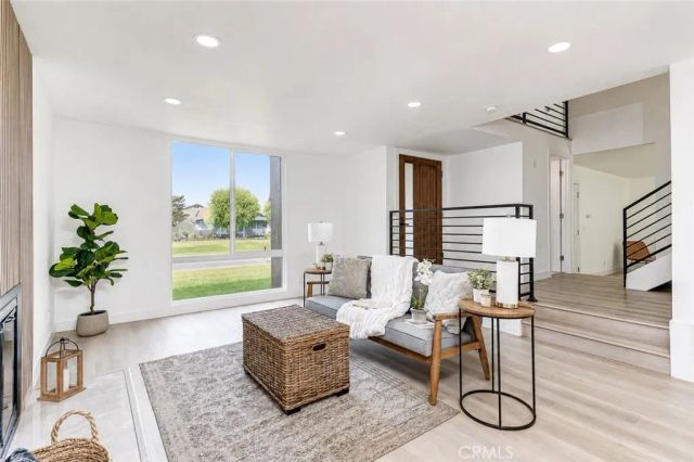 9220 Whitney, Cypress, CA 90630
