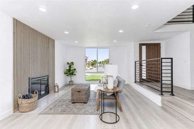 9220 Whitney, Cypress, CA 90630