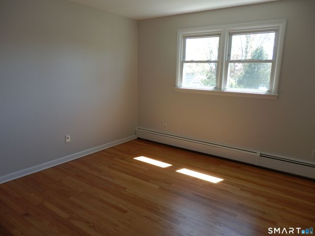 306 Grovers Avenue Second Floor, Bridgeport, CT 06605