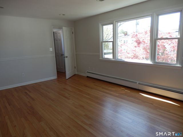 306 Grovers Avenue Second Floor, Bridgeport, CT 06605