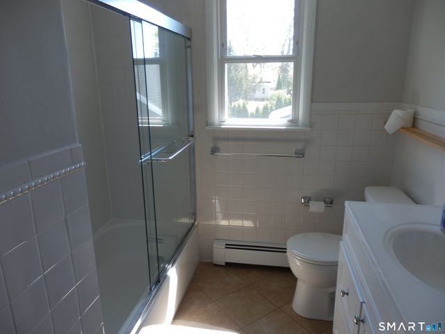 306 Grovers Avenue Second Floor, Bridgeport, CT 06605