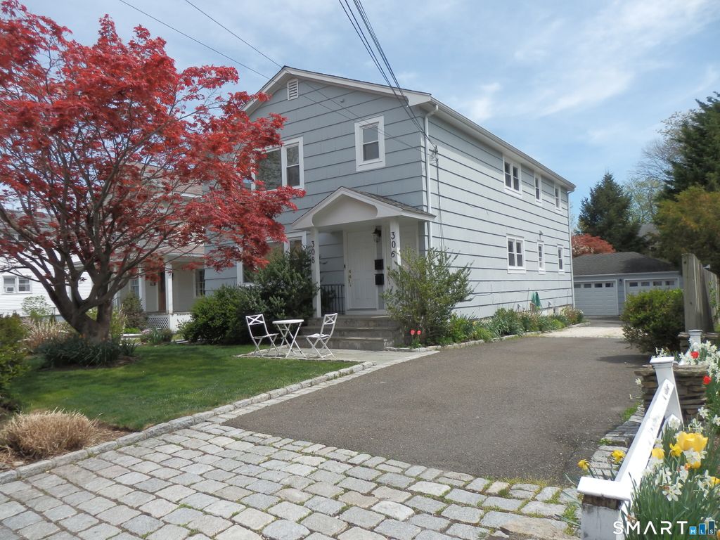 306 Grovers Avenue Second Floor, Bridgeport, CT 06605