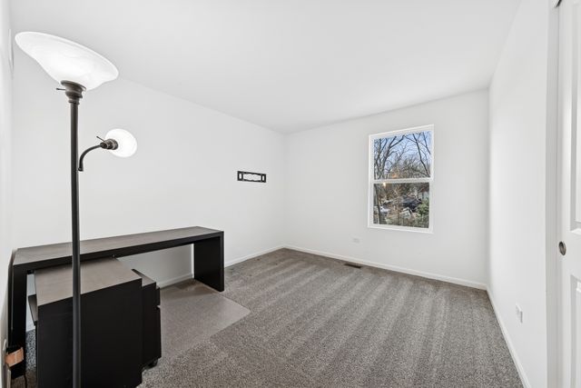 870 Mildred Drive, Marengo, IL 60152