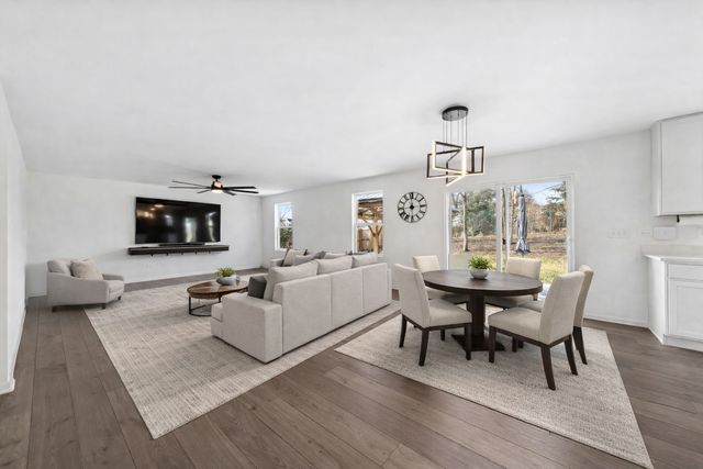 870 Mildred Drive, Marengo, IL 60152