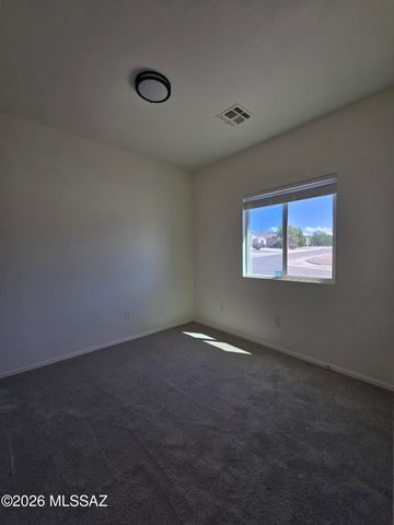 424 W RG Lee Place, Vail, AZ 85641