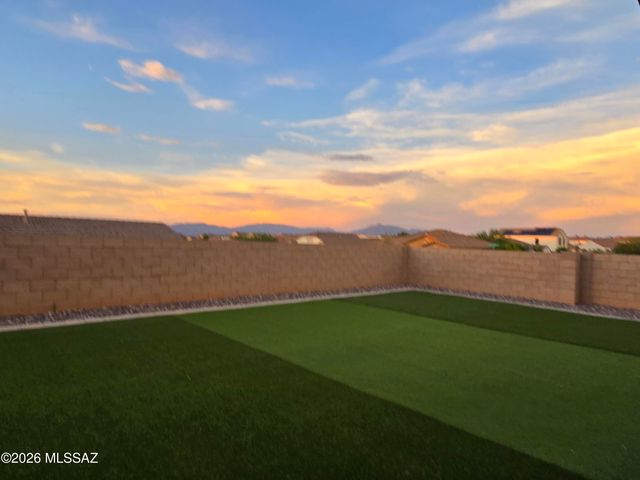 424 W RG Lee Place, Vail, AZ 85641