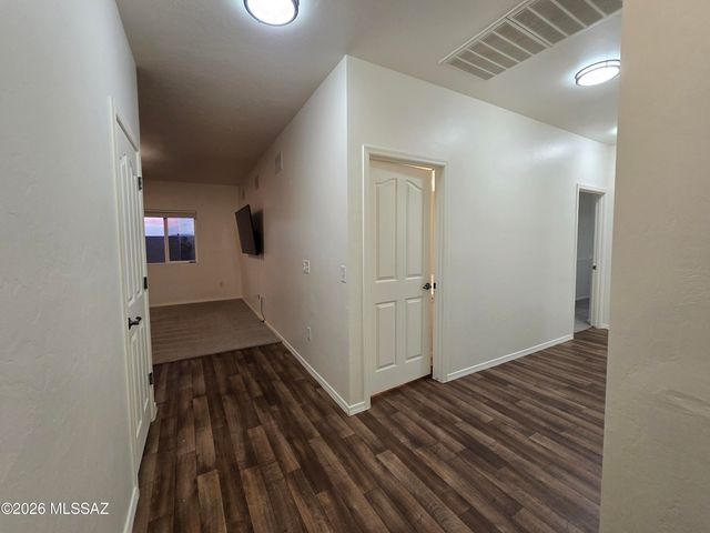 424 W RG Lee Place, Vail, AZ 85641