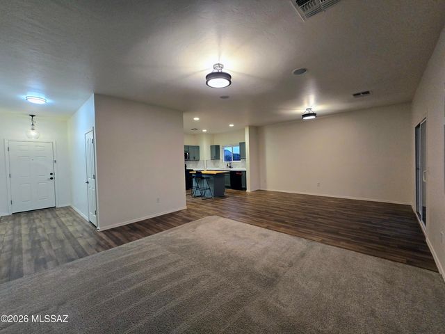 424 W RG Lee Place, Vail, AZ 85641
