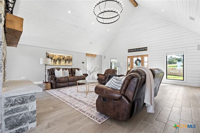 13391 County Line Road, Rogers, TX 76569