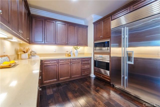 65 Rolling Green, Irvine, CA 92620