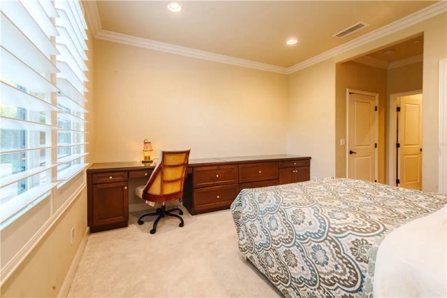 65 Rolling Green, Irvine, CA 92620