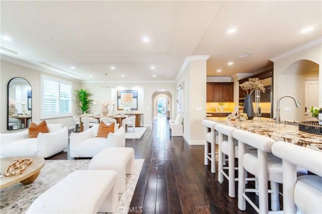 65 Rolling Green, Irvine, CA 92620