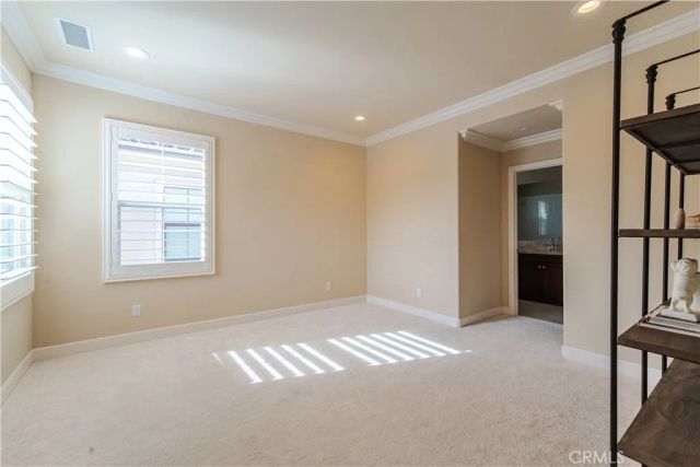 65 Rolling Green, Irvine, CA 92620