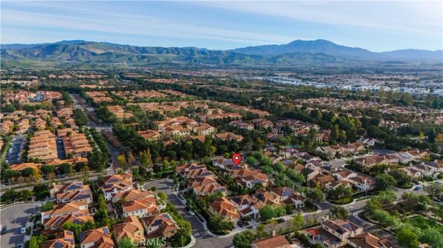 65 Rolling Green, Irvine, CA 92620