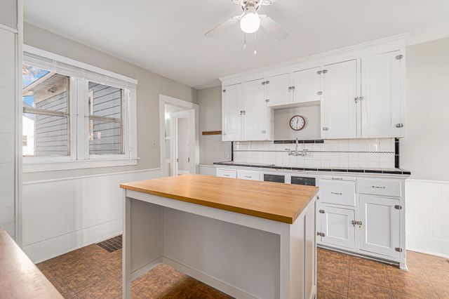 3981 White Street Sw, Grandville City, MI 49418