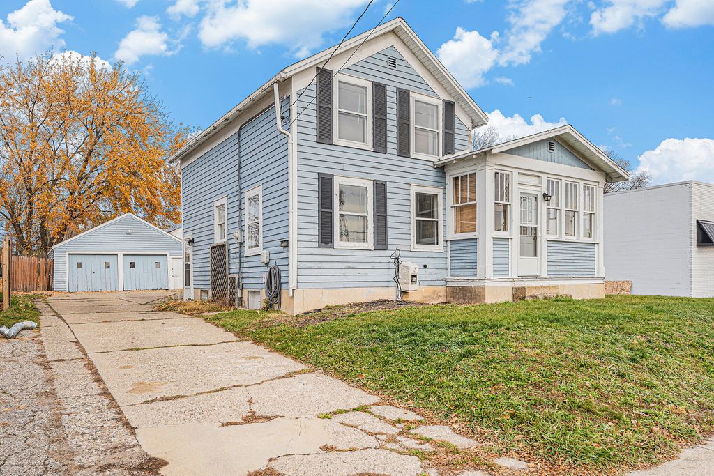 3981 White Street Sw, Grandville City, MI 49418