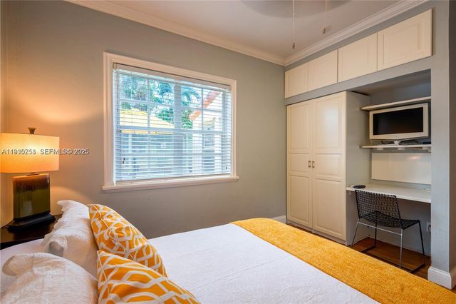 2308 SW 23rd Ter, Miami, FL 33145