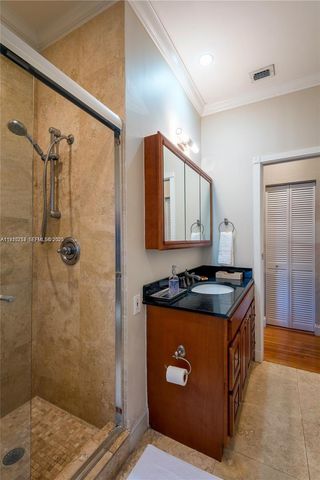 2308 SW 23rd Ter, Miami, FL 33145