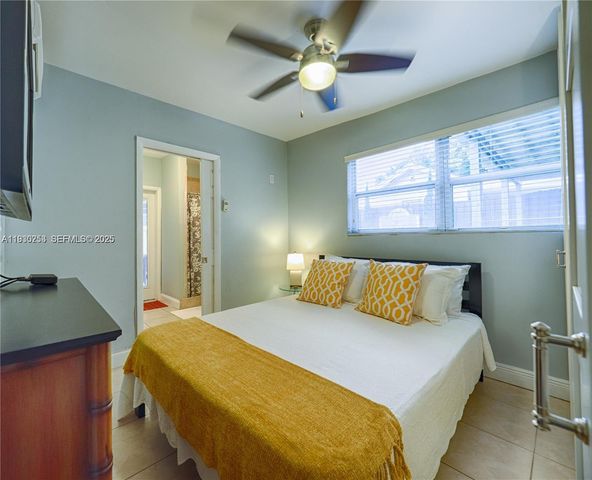 2308 SW 23rd Ter, Miami, FL 33145