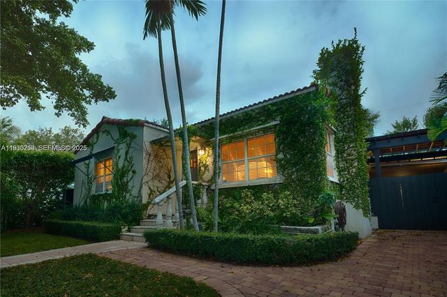 2308 SW 23rd Ter, Miami, FL 33145