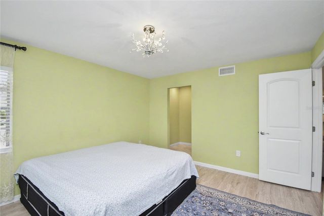 5677 SUMMER SIDE LANE 31B, Sarasota, FL 34231