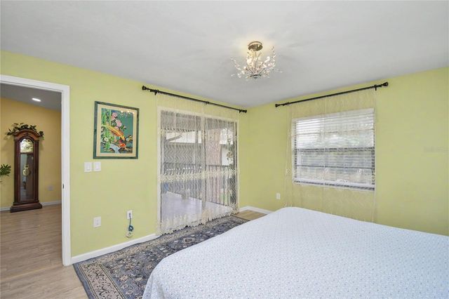 5677 SUMMER SIDE LANE 31B, Sarasota, FL 34231
