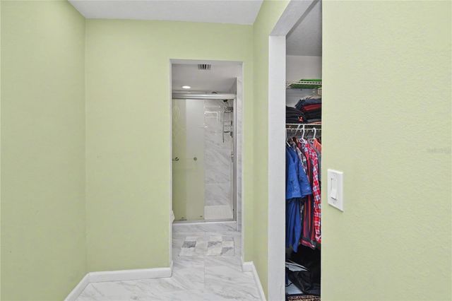 5677 SUMMER SIDE LANE 31B, Sarasota, FL 34231
