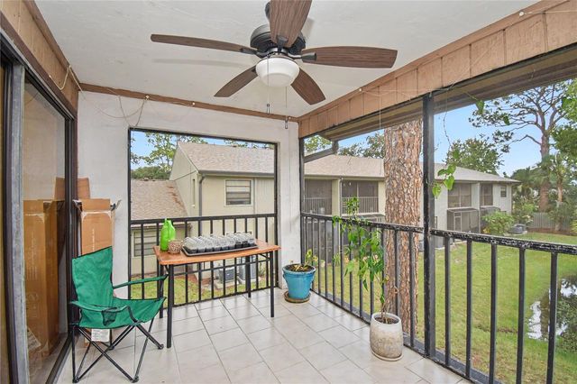 5677 SUMMER SIDE LANE 31B, Sarasota, FL 34231