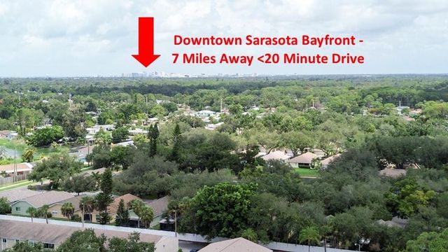 5677 SUMMER SIDE LANE 31B, Sarasota, FL 34231
