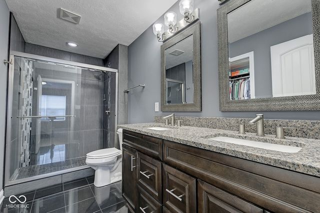 9732 Highpoint Ridge 101, Fishers, IN 46037