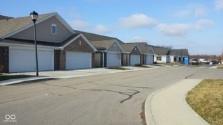9732 Highpoint Ridge 101, Fishers, IN 46037